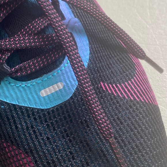 MAKE AN OFFER ✅ Nike air max women’s shoes - Picture 3 of 9